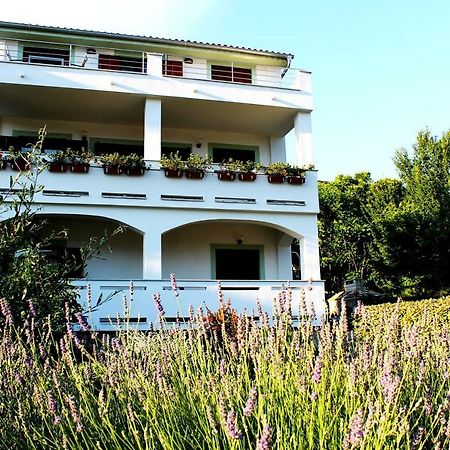 Apartments Frgacic バスカ エクステリア 写真