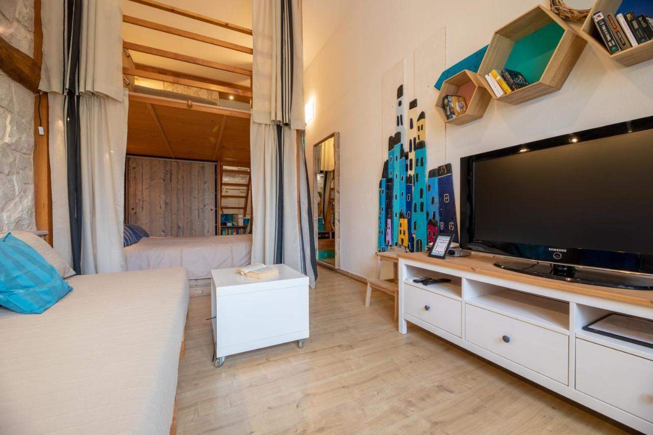 Apartments Frgacic バスカ エクステリア 写真