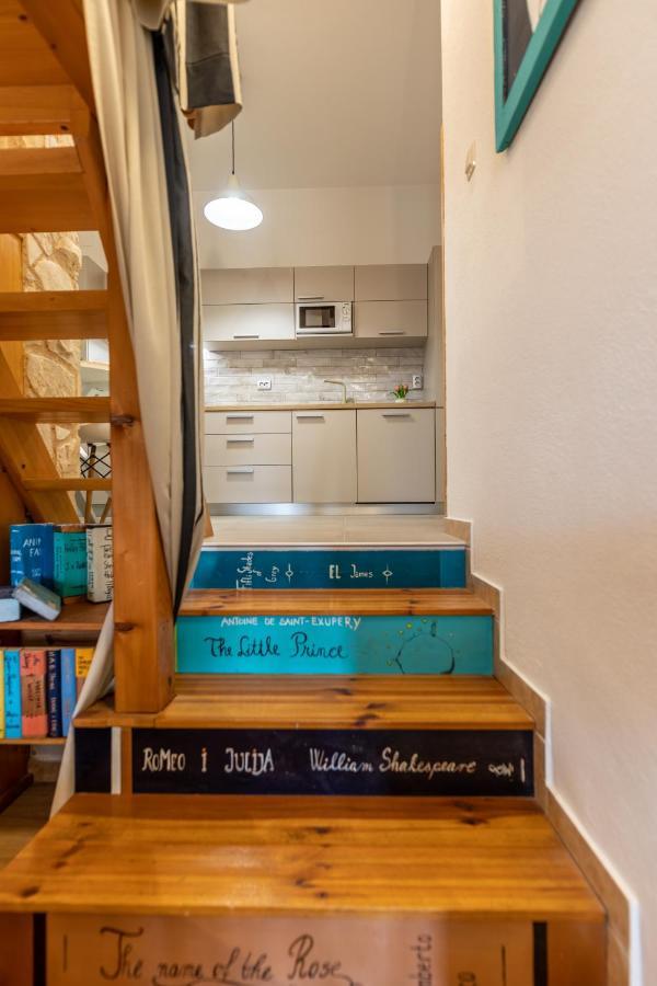 Apartments Frgacic バスカ エクステリア 写真