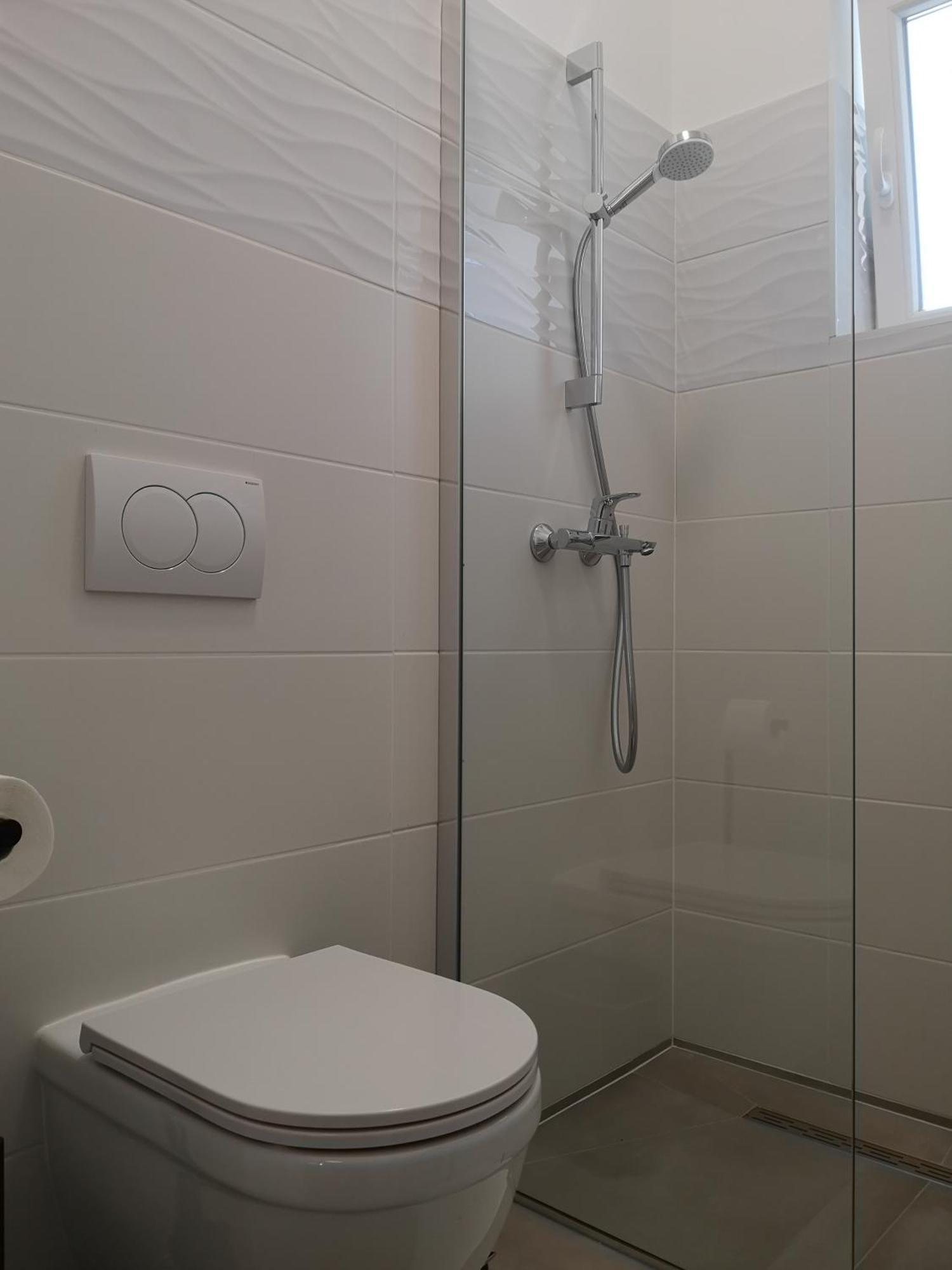 Apartments Frgacic バスカ エクステリア 写真