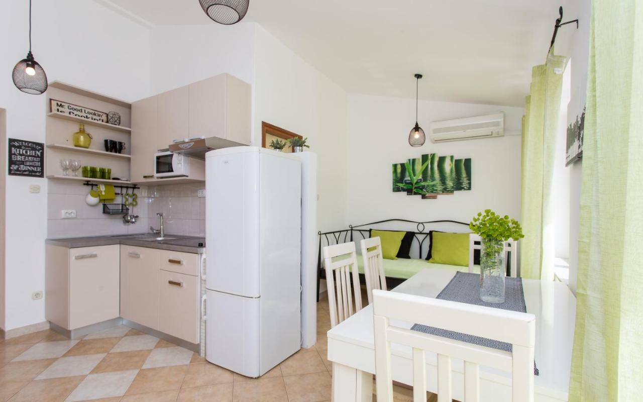 Apartments Frgacic バスカ エクステリア 写真