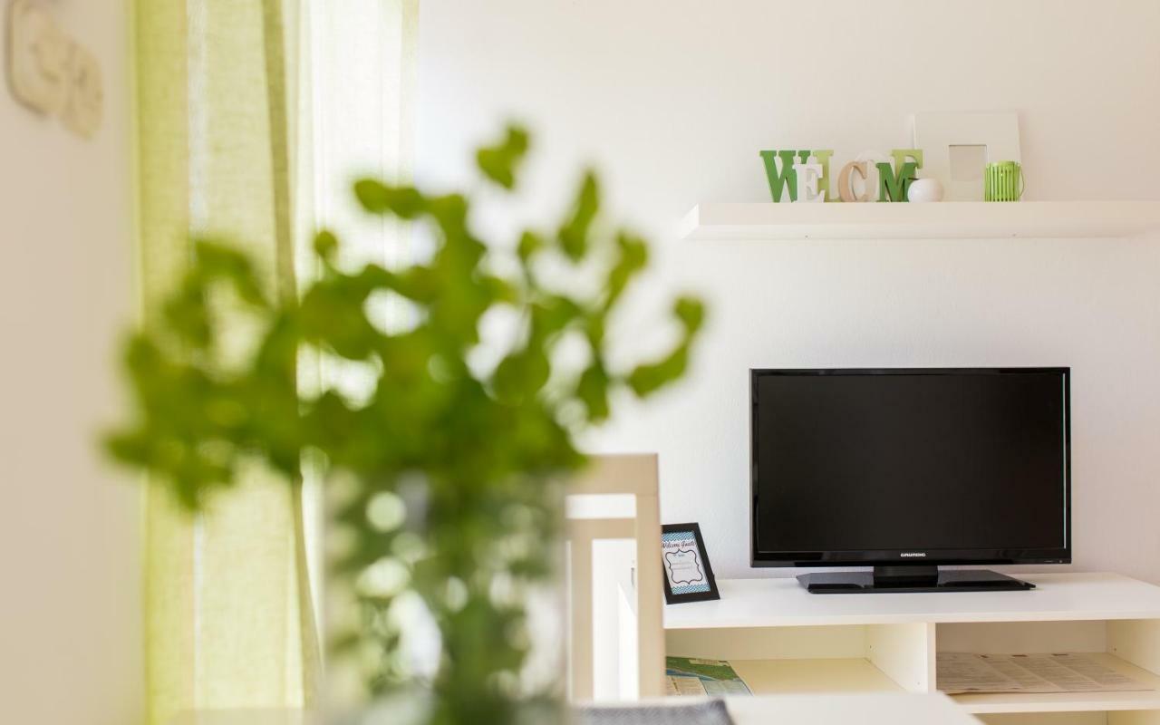 Apartments Frgacic バスカ エクステリア 写真