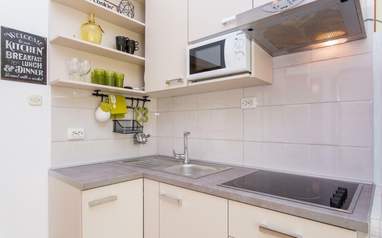 Apartments Frgacic バスカ エクステリア 写真