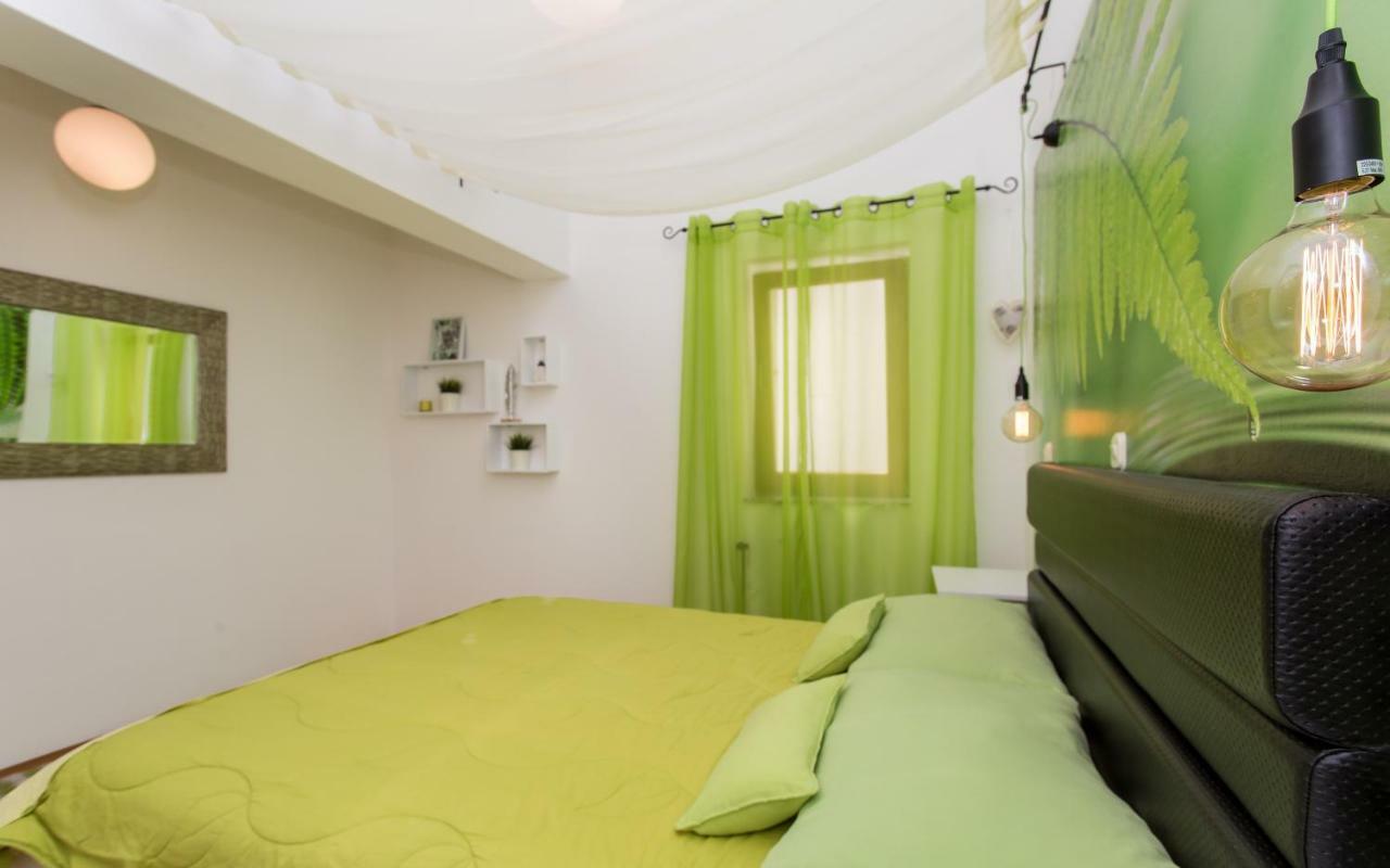 Apartments Frgacic バスカ エクステリア 写真